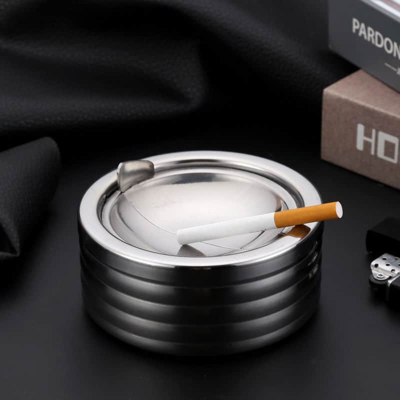 Ashtray With Flip Lid Stainless Steel In Silver Color With Lines
