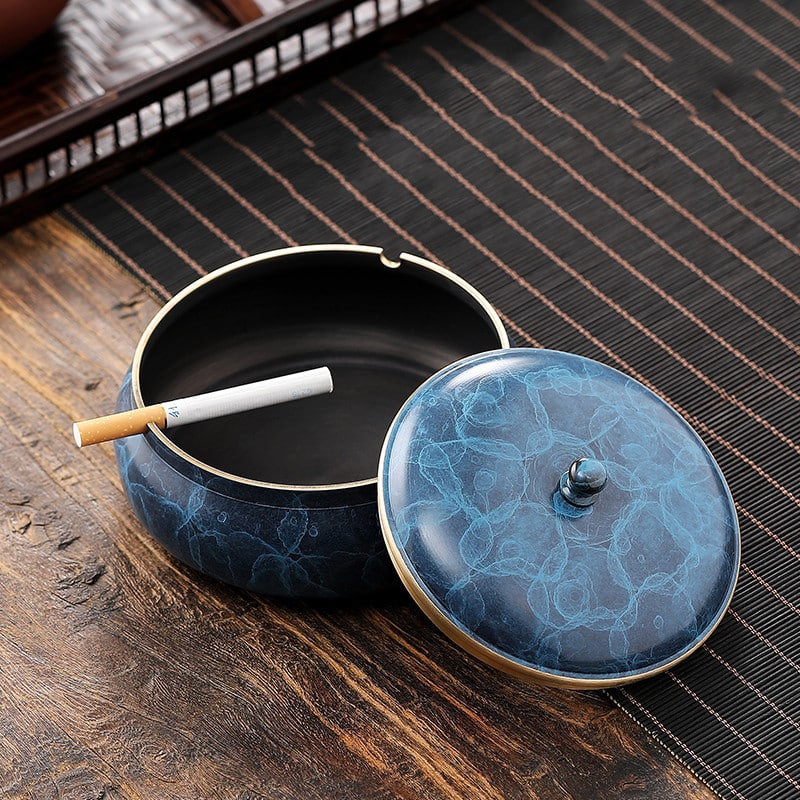 Blue Metal Ashtray With Windproof Lid