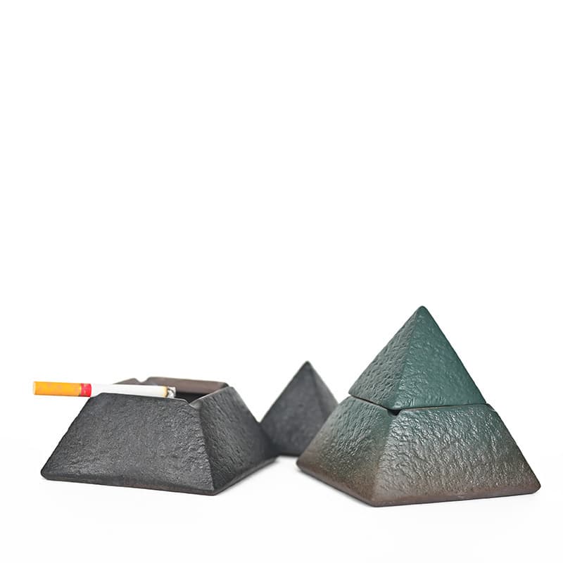 Cool Ashtrays With Lid Pyramid Shape