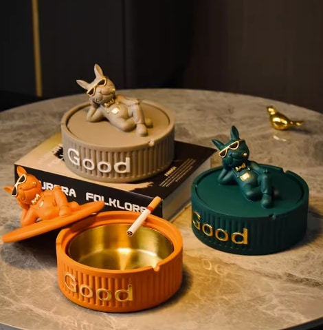 Cool Bulldog Ashtrays