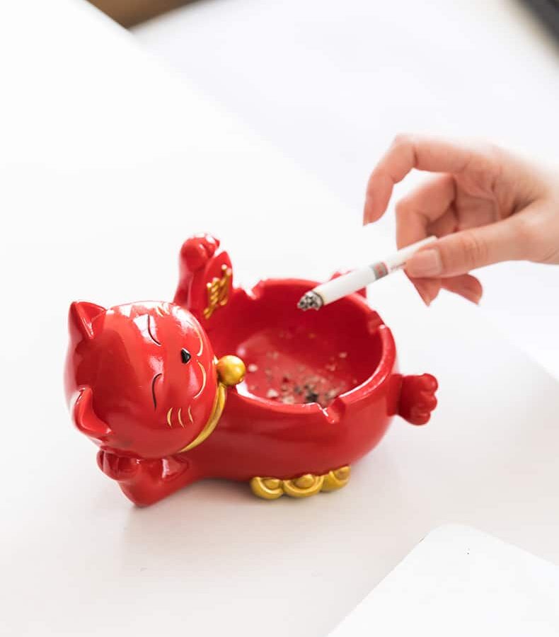 Cute Lucky Cat Ashtray Resin