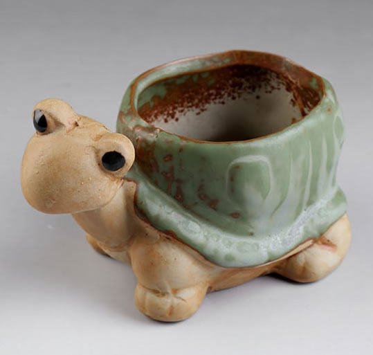 cutest turtle ashtray - ceramic