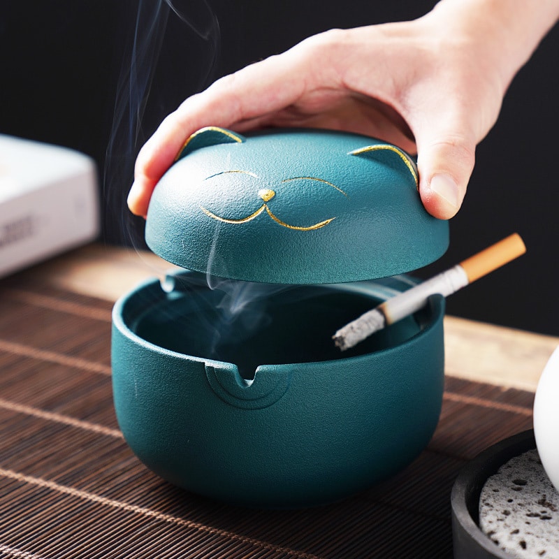 Funny Outside Ashtray With Smiling Cat