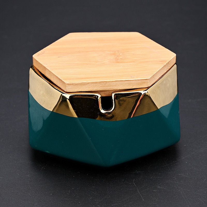 Green Outdoor Ashtray With Lid