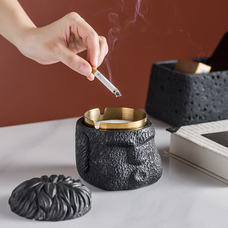 Head Outdoor Stone Ashtray With Lid