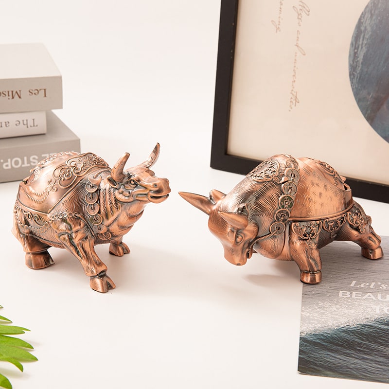 Metal Bull Ashtrays Copper Color