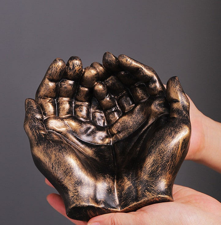 Palms Hands Resin Ashtray Photographed From The Front