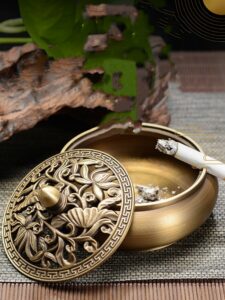 Brass Ashtray - Vintage Style - Covered With Lid