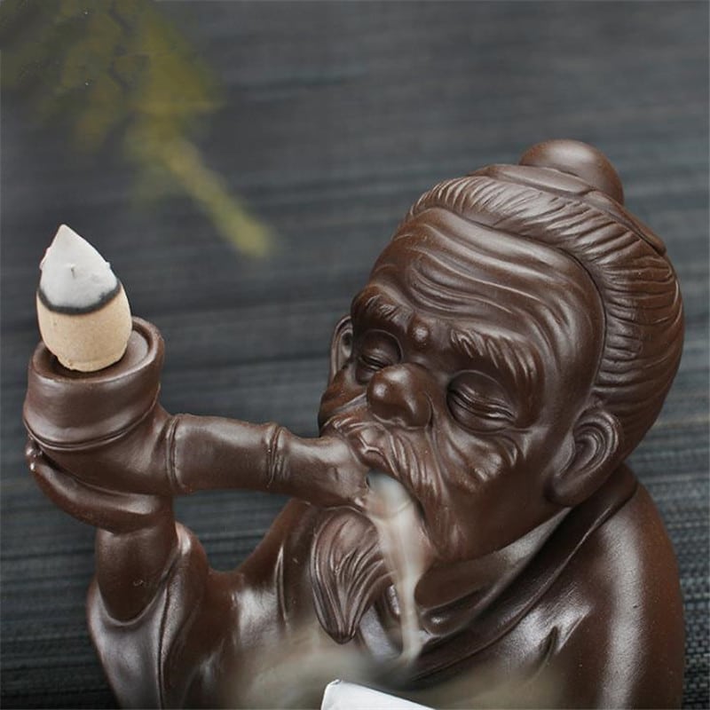 Retro Style Resin Ashtray - Home & Office Decoration