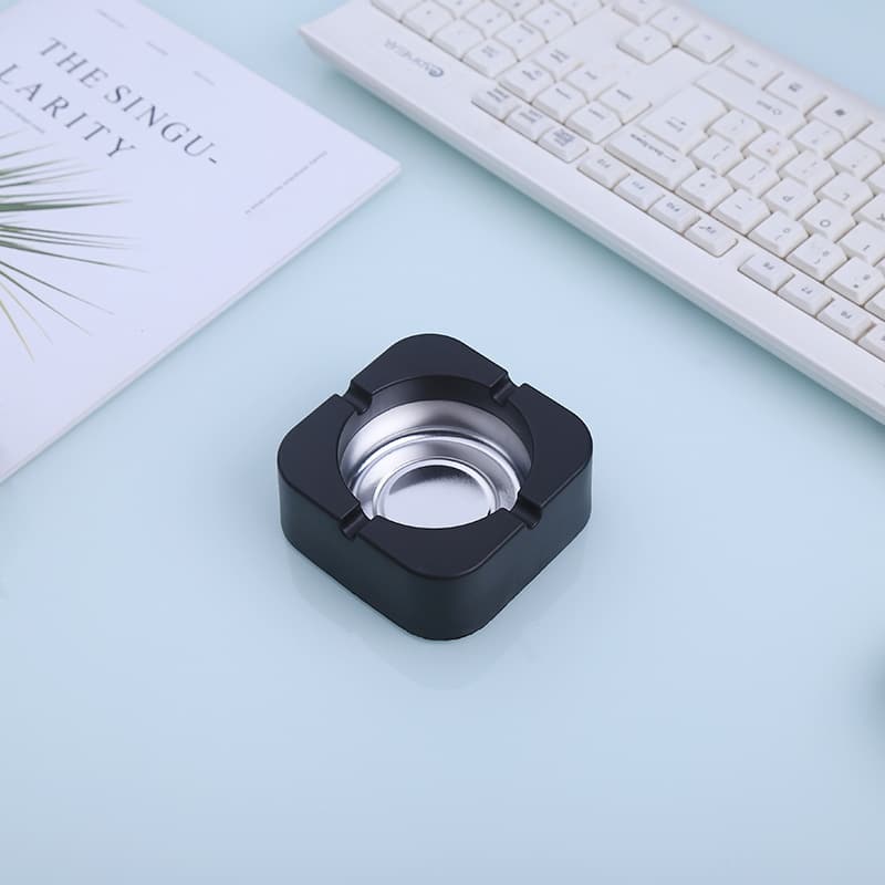 Simple Modern Ashtray Metal Black Square